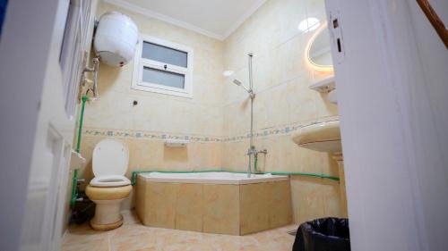 Al-Muntazah Apartamento | Sea View three bed room High Floor fully AC free WI-FI and parking for familes only