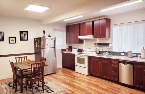 Britannia Beach Apartamento | Las afueras medio camino entre Vancouver y Whistler, BC.