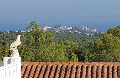 L'Alfas del Pi Casa | Amplio, tranquilo y privado para hasta 10 personas.