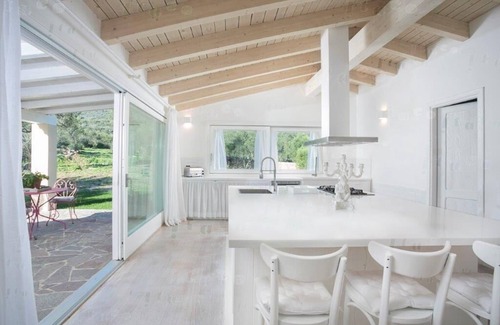 Cugnana Verde Villa | Villa con vistas al mar con piscina privada, 3 dormitorios, 3 baños.