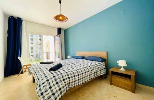 Cabrita Apartamento | Sea views, feet in the sand apartment in Costa del Sol Duquesa