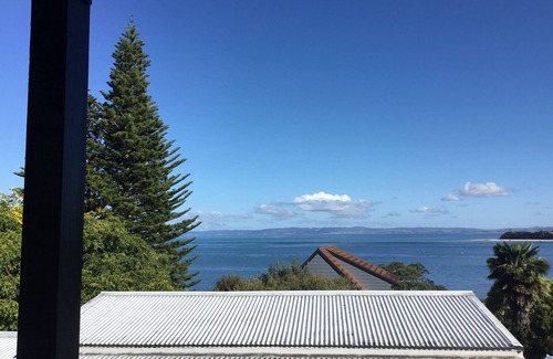 Whangarei Heads Apartamento | Sea views, private garden by the beach