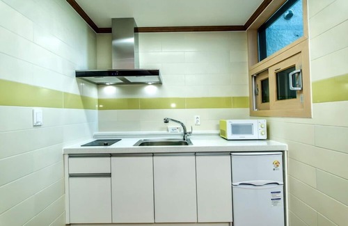 Namwon Casa | Sea & Wave Pension