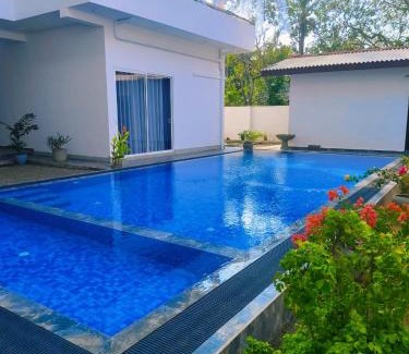 Talpe Hotel | Sea Wind Villa Thalpe