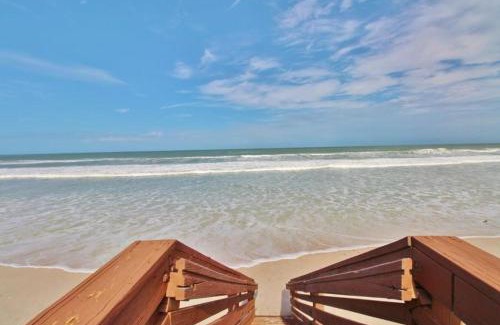 New Smyrna Beach Casa | Sea Winds Condominiums C