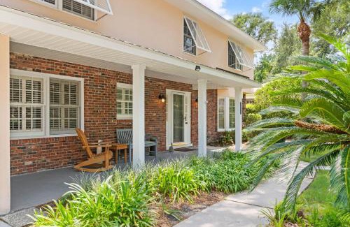 East Beach Casa | Sea Y'all Soon - 2024 Bruce Drive