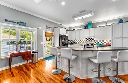 Eastpoint Casa | Sea You Soon, Bay View, Pet Friendly