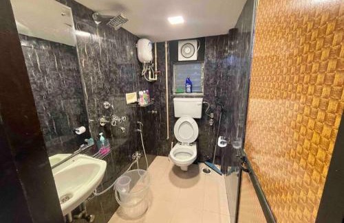 Pali Hill Apartamento | Seabird -1 Bhk Ground floor-Carter rd- Bandra west
