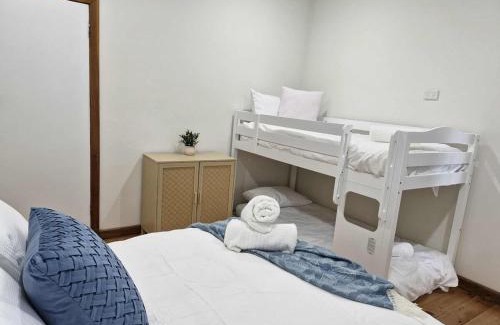 Portland Casa | Seabreaze cottage sleeps 6