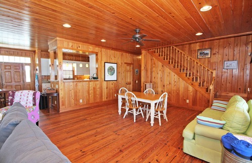 Pawleys Island Casa | Pawleys Island Oceanfront W / Creek dock 6BR / 4. 5BAS