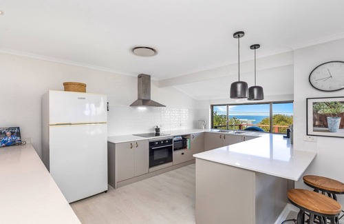 Killcare Heights Casa | 'Seabreeze Escape' by Accom Holidays