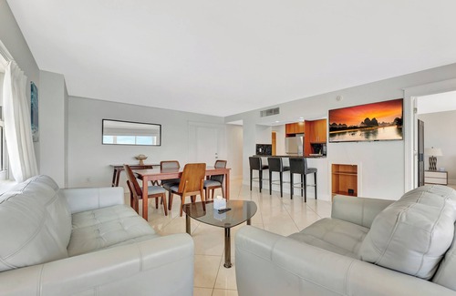 Bermuda Riviera Apartamento | Seabreeze Escape Ocean Front