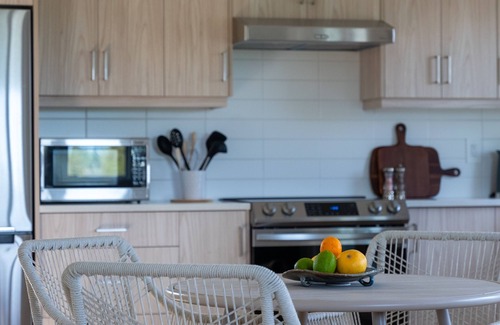 Regional District of Nanaimo Casa | Seabreeze Haus Lantzville (Entire Guest-Suite)