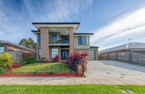 Cowes Casa | Seabreeze Haven -Wifi, Netflix, pet friendly beach house