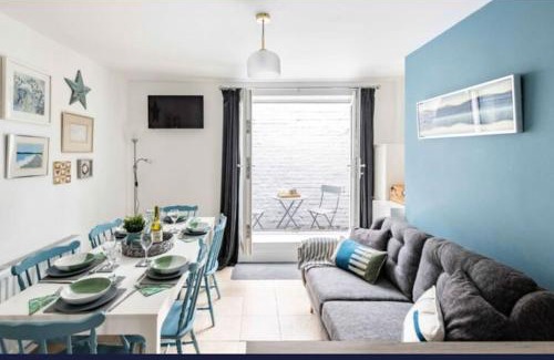 Hopton Casa | Seabreeze Pet friendly 3 bedroom house by the sea