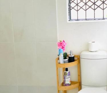 Hibberdene Cama Y Desayuno | SeaBreeze Relaxa BnB