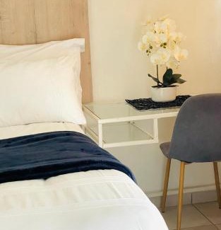 Hibberdene Cama Y Desayuno | SeaBreeze Relaxa BnB