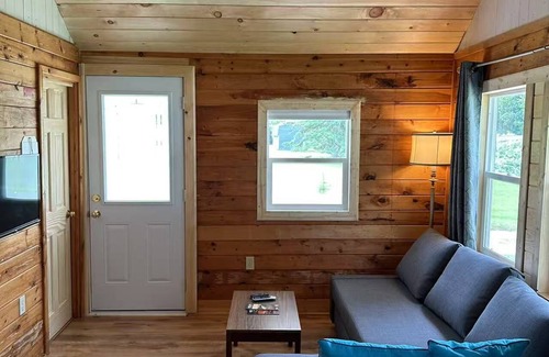 Stanhope Cabaña | Seabreeze Retreat-Cozy waterfront 3-bedroom, one minute from PEI National Park