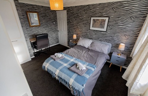 Thornaby On Tees Casa | Seabright stays- Free WiFi, Free Parking, 5 mins to Golf Club, Family & Contract