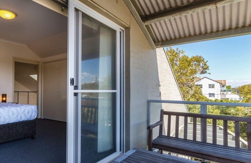 Hawks Nest Casa | Seachange Apartment 2