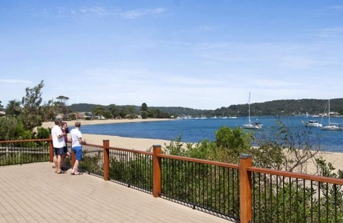 Ettalong Beach Casa | SEACHANGE STUDIO ETTALONG BEACH RESORT