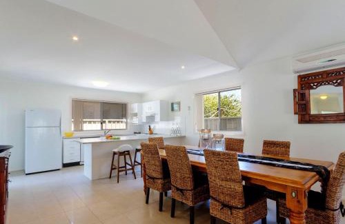 Hawks Nest Casa | Seachange Townhouse 4