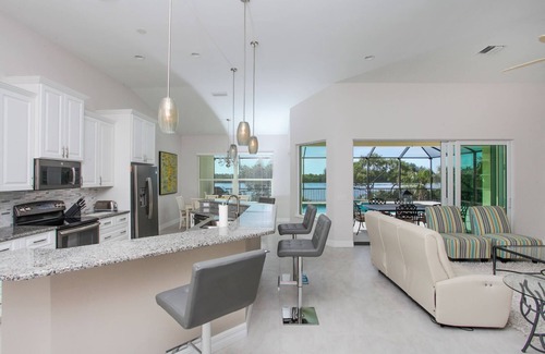 South Venice Casa | Seaclusion - 2031 Larson St