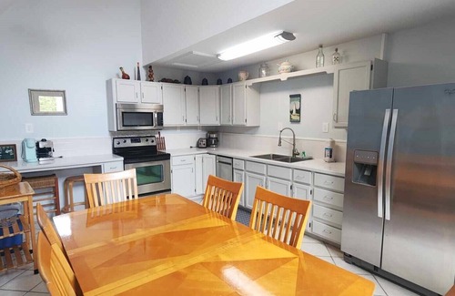 Ocracoke Casa | SeaClusion I and SeaClusion II: Centrally located, perfect for biking or walking