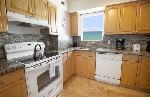 Mid Beach Apartamento | Seacoast Suites on Miami Beach