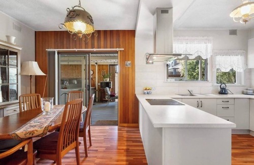 Seacombe Gardens Casa | Seacombe Family Retreat