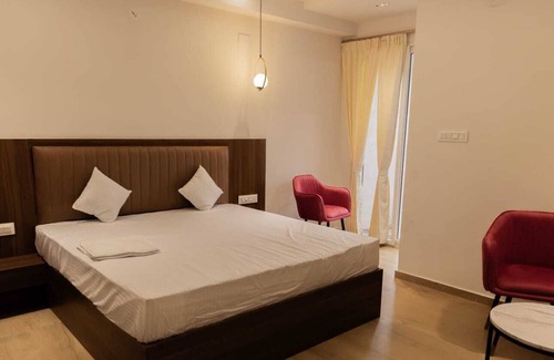Brookefield Hotel | Seaesta - Business Stay