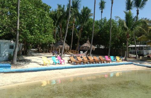 Rock Harbor Complejo | Seafarer Key Largo Resort and Beach