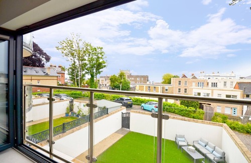 Ryde Chalet De Esquí | Seafarers