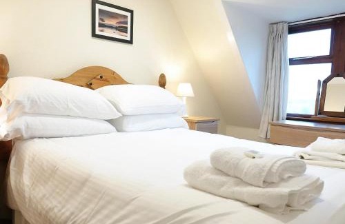 Marybank Casa | Seaforth Cottage