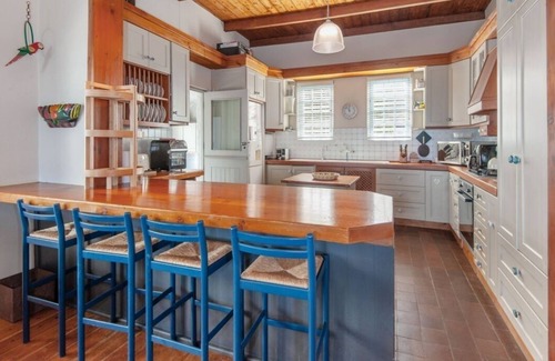 Kwaaiwater Casa | Seafront 5-bedroom house in Hermanus