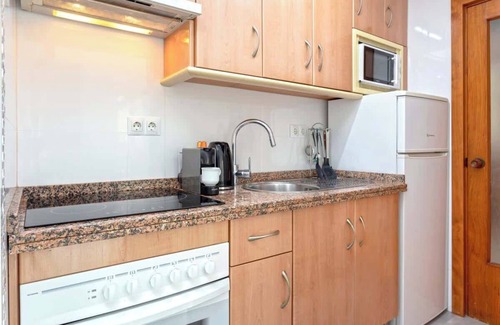 Almuñécar Apartamento | Apto. Frente al Mar 4 pers, El Paseo A/C, Wi-Fi