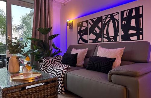 Westbourne Apartamento | Seafront Apartment Azure