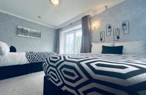 Westbourne Apartamento | Seafront Apartment Azure
