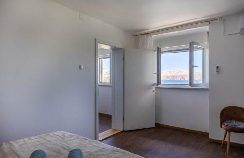 Karlobag Apartamento | Seafront Apartment Sanja - Happy Rentals