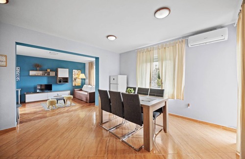 Suha Punta Condominio | Seafront Apt, Tastefully Furnished - Neda Smilje
