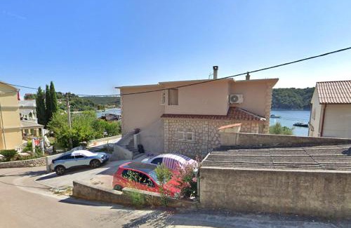 Kampor Apartamento | Seafront Family Apartment Una - Sunny Rab Island