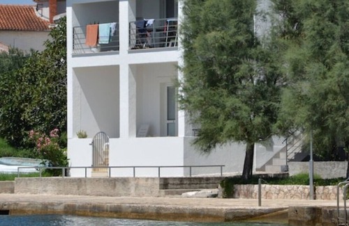 Diklo Apartamento | Seafront Ground Floor