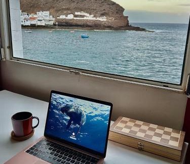 Telde Apartamento | Seafront House in Tufia
