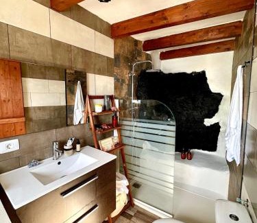 Telde Apartamento | Seafront House in Tufia