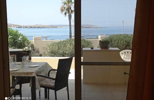Qawra Casa | Seafront Semi-Villa with Stunning Seaview