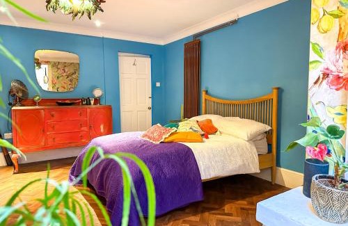 Herne Bay Apartamento | Seafront Serenity - Stylish Home for 5
