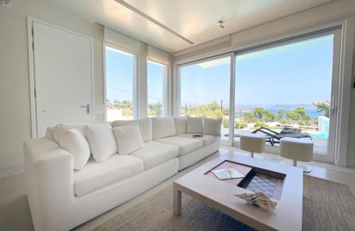 Agios Emilianos Casa | Seafront Villa Vagart by Goutos Properties