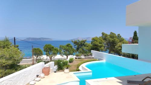 Agios Emilianos Casa | Seafront Villa Vagart by Goutos Properties
