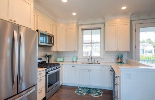 Seabrook Casa | Seaglass Cottage by Seabrook Hospitality