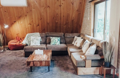 Coles Bay Casa | Seagrass Chalet - Freycinet Holiday Houses